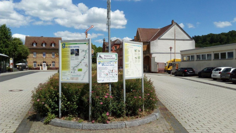 Infotatfel Barrierefreier Radweg - Foto: © Kreisverwaltung Kusel